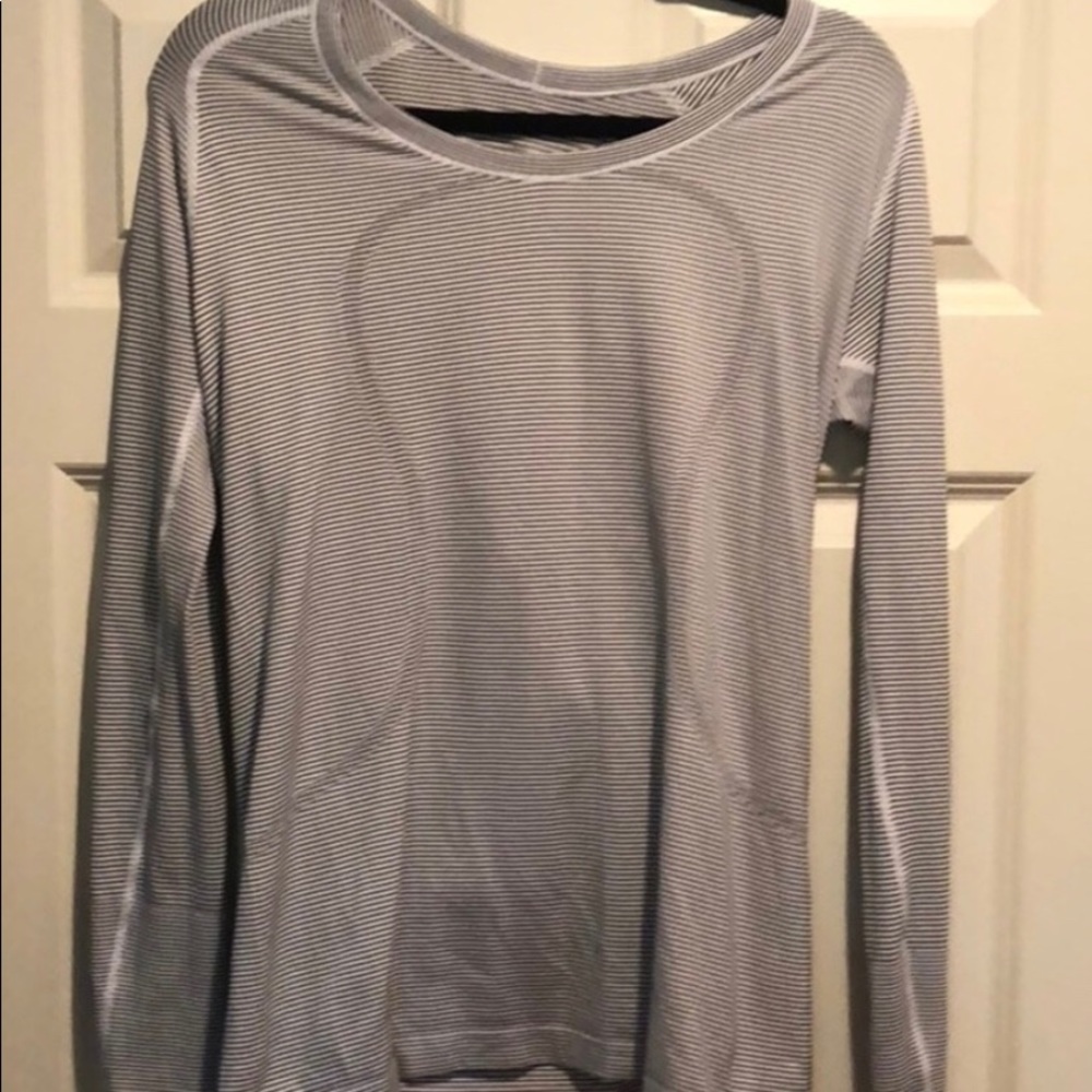 Lululemon Long Sleeve Shirt NWOT